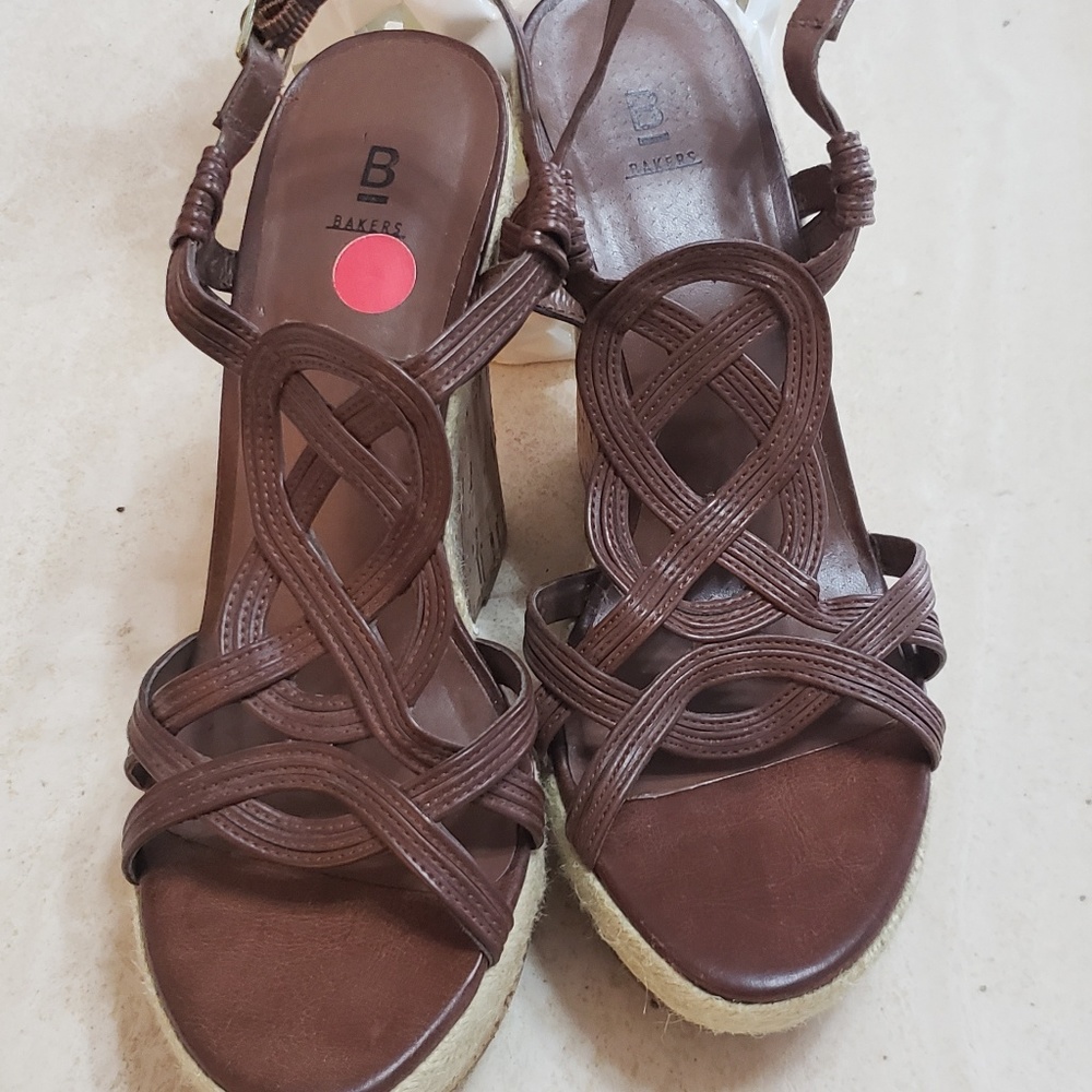 Brand new Bakers wedges sz 9